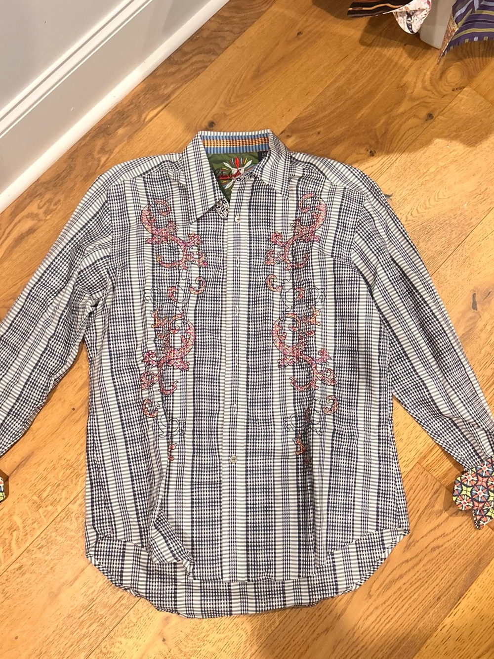 VINTAGE Robert Graham Blue & White Check Embroidered Button-Down Shirt